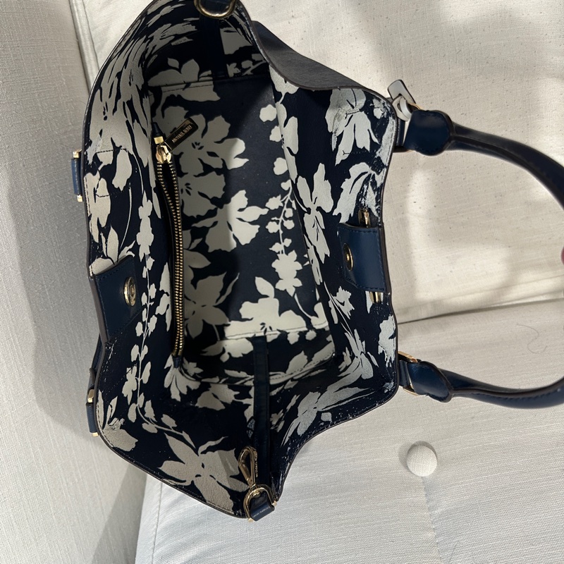 Michael Kors 兩用手提包、肩背包、商務包、斜背包,海軍藍皮革-8