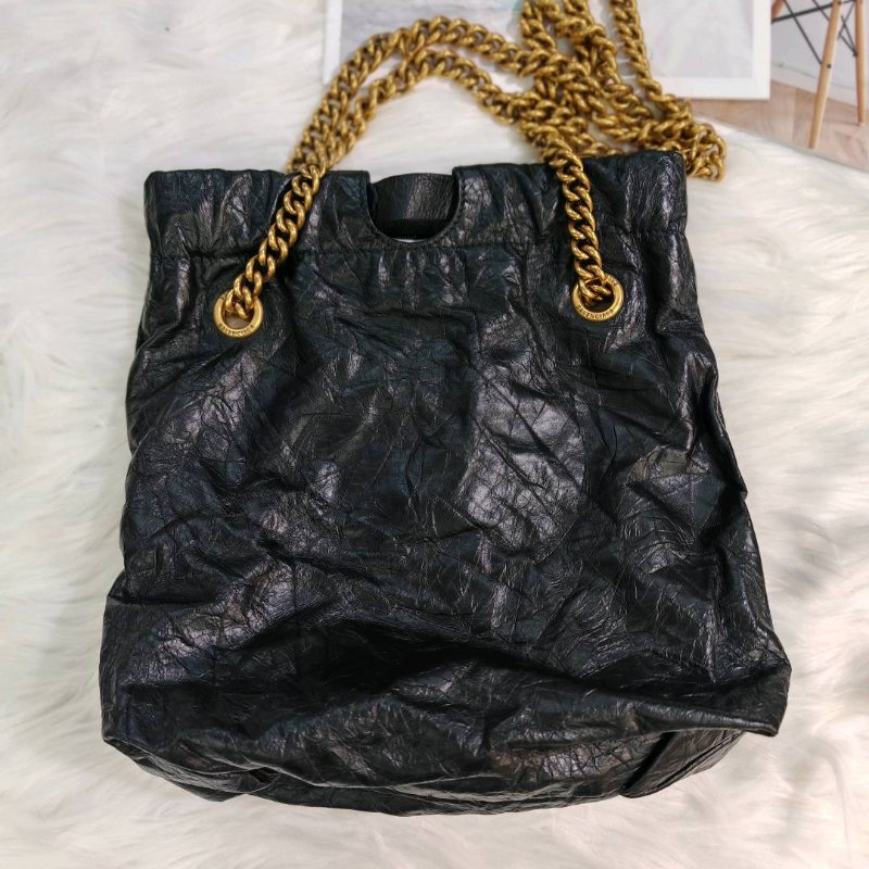 BALENCIAGA CRUSH 鏈條包 黑色 牛皮 垃圾袋-1
