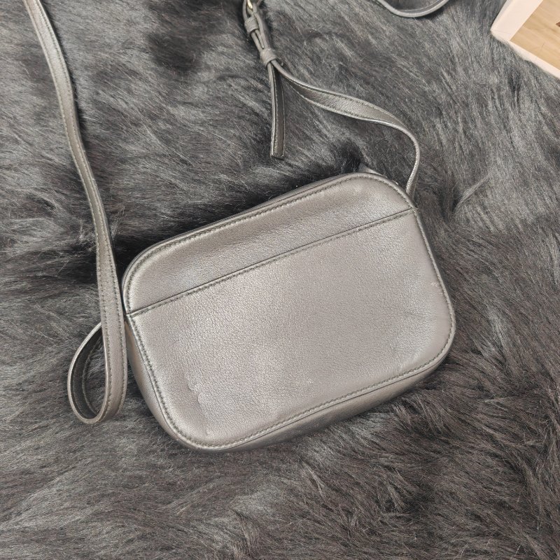 Balenciaga 黑色牛皮 相機包-1
