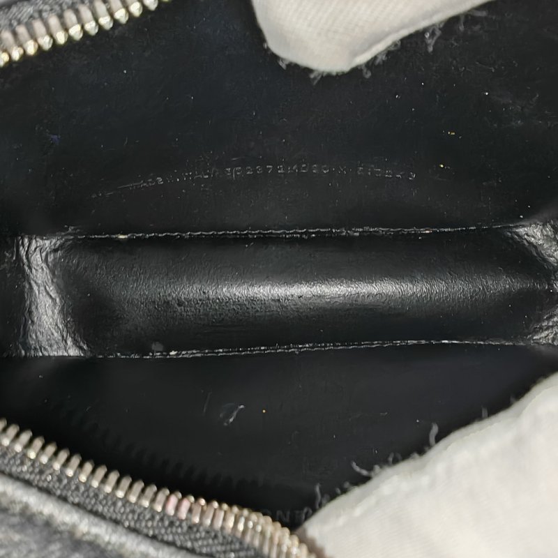 Balenciaga 黑色牛皮 相機包-4