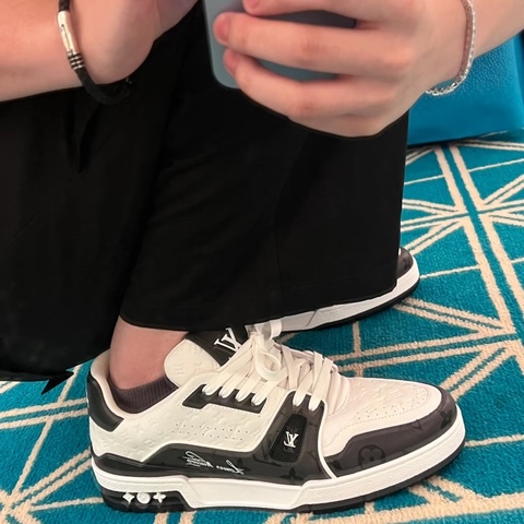 💗香緹國際精品💗 683 LV Trainer 皮款 運動鞋 🤍7號