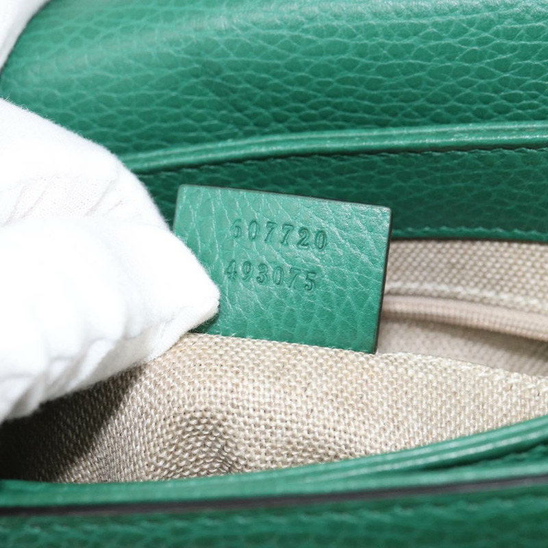 【日本直送】GUCCI 雙G鏈條肩背包，皮革材質，綠色/金色，貨號607720，正品編號158806-11