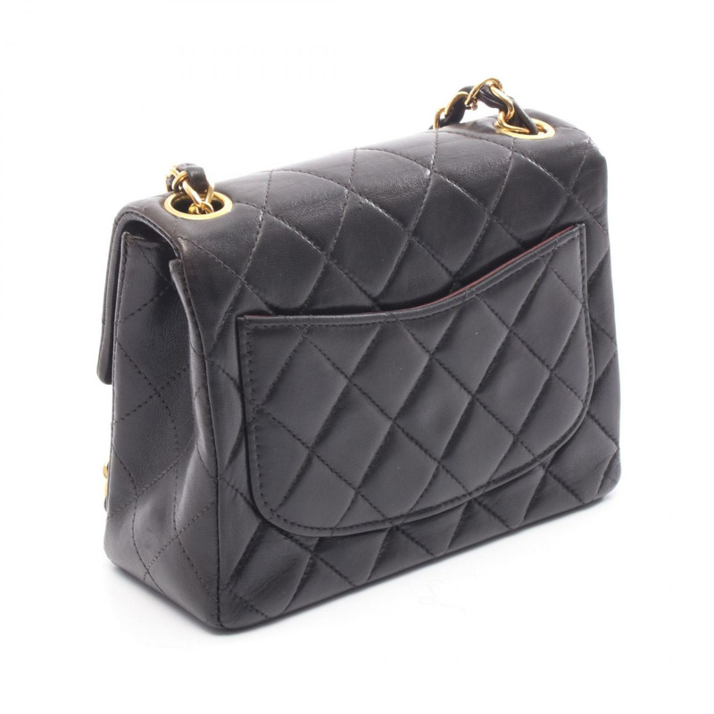香奈兒迷你絎縫鏈條肩背斜背包，羊皮材質，黑色，金色五金，二手-1