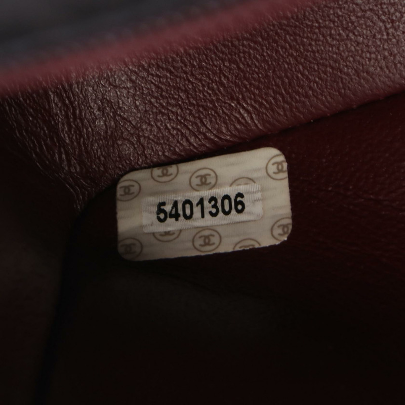 香奈兒迷你絎縫鏈條肩背斜背包，羊皮材質，黑色，金色五金，二手-4