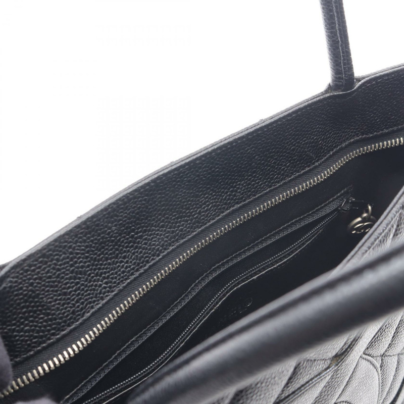 香奈兒 (CHANEL) Medallion 手提包，粒面小牛皮，黑色，銀色五金，二手，女士 CC-10