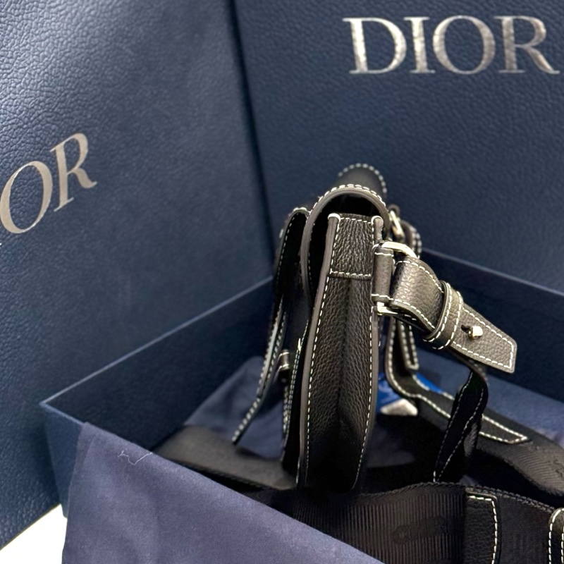 Dior 黑色全皮外縫線馬鞍包 尺寸約24*17.5*5cm-4