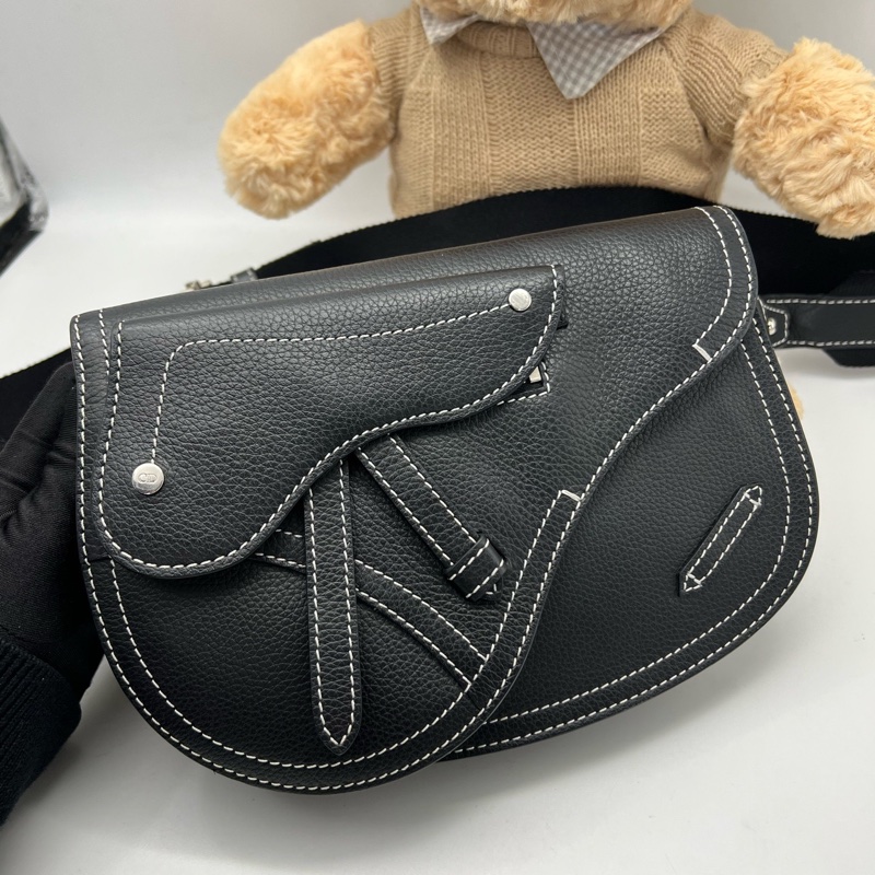 Dior 黑色全皮外縫線馬鞍包 尺寸約24*17.5*5cm-2
