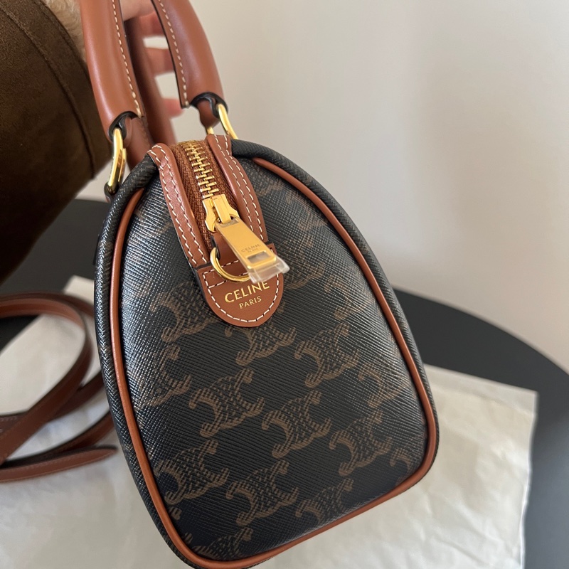 ✨Celine 新款 凱旋門波士頓20cm 兩側有扣環 99新❤️-4