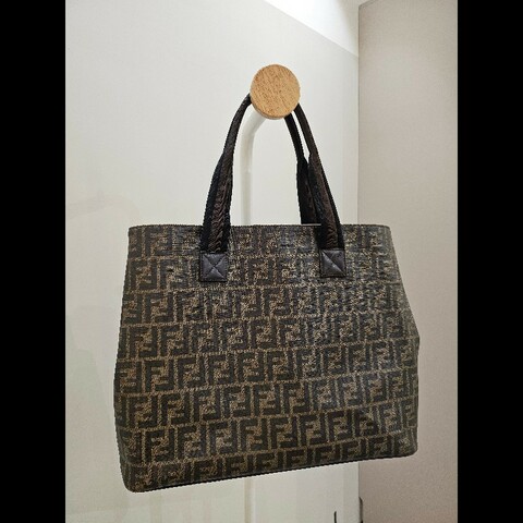 FENDI 咖啡色老花帆布托特包｜大容量｜肩背款 可放電腦