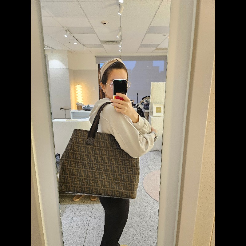 FENDI 咖啡色老花帆布托特包｜大容量｜肩背款 可放電腦-1