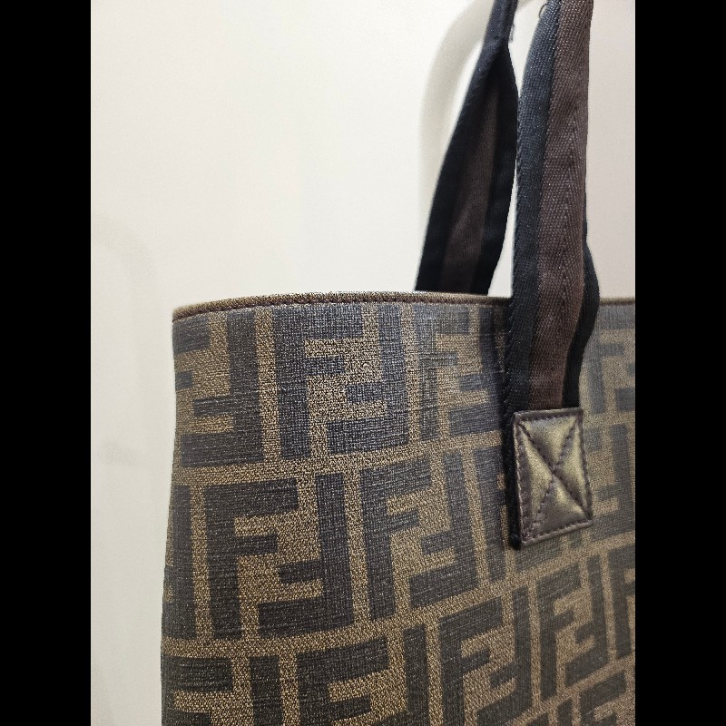 FENDI 咖啡色老花帆布托特包｜大容量｜肩背款 可放電腦-2