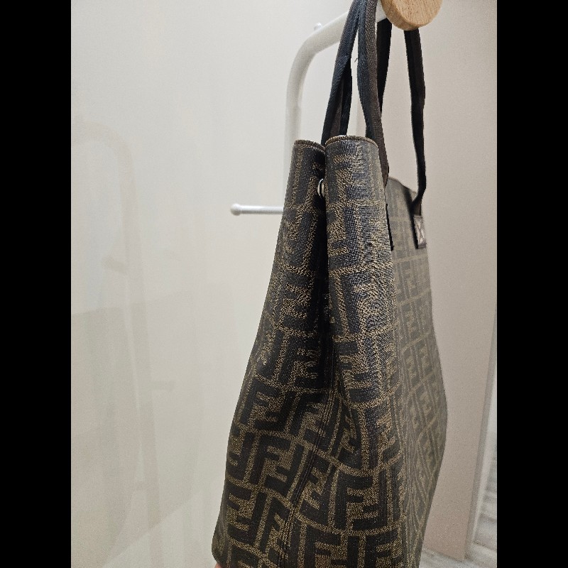 FENDI 咖啡色老花帆布托特包｜大容量｜肩背款 可放電腦-3