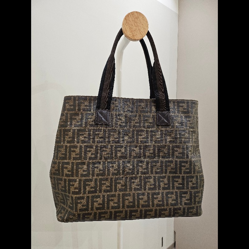FENDI 咖啡色老花帆布托特包｜大容量｜肩背款 可放電腦-6