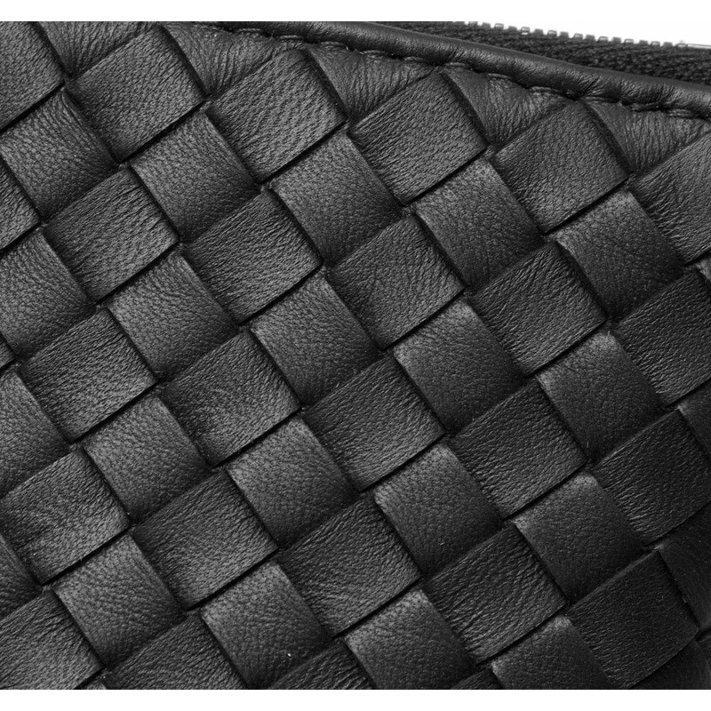 BOTTEGA VENETA 納帕皮革手拿包-16