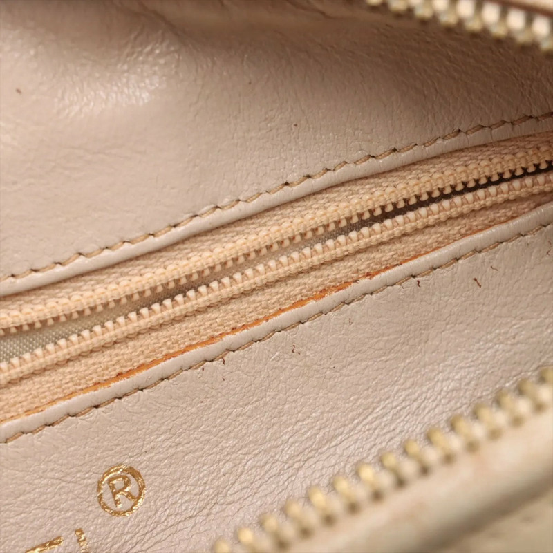 香奈兒女士人字紋羊皮鏈單肩包-12