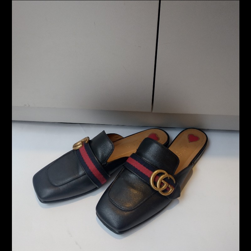 Gucci 黑皮藍紅藍 GG logo 平底鞋-3