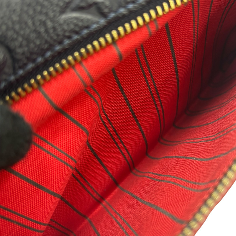 海軍藍 牛皮 Pochette Metis MM 肩背包 【LOUIS VUITTON LV 路易威登】 M44071-7