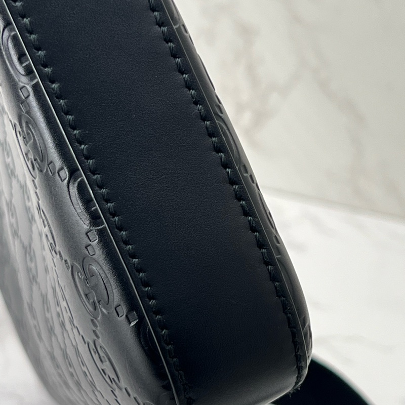 💗香緹國際精品💗 679 Gucci 黑壓紋肩背包 無磨損 內裡乾淨-4