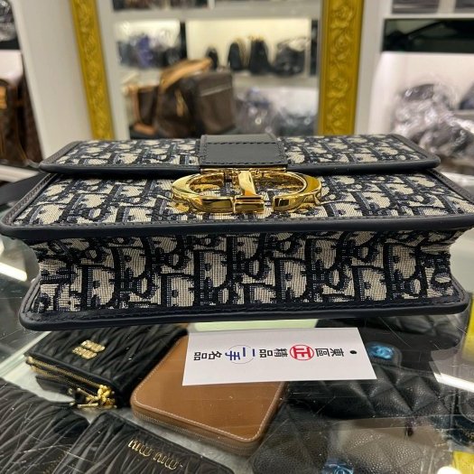 東區正精品㊣DIOR MONTAIGNE CD 30 藍色老花緹花布帆布金釦翻蓋蒙田包斜背包肩背包 RZ6108-6