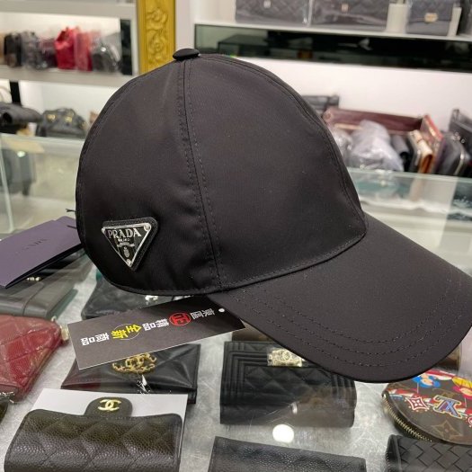 東區正精品㊣PRADA 1HC274 全新黑色尼龍側面銀三角牌棒球帽 M號 RZ6109-1