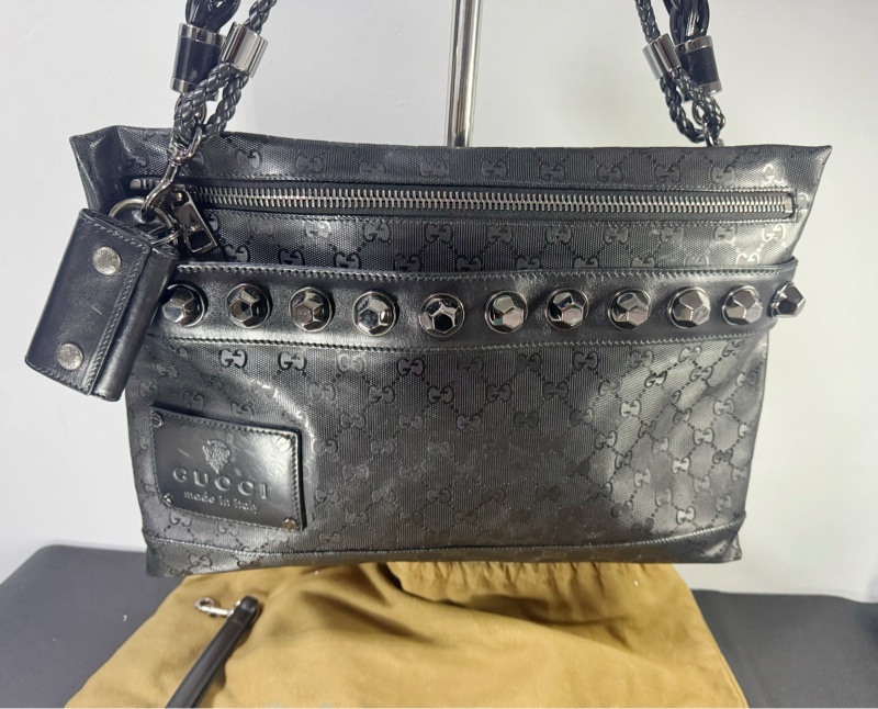 Gucci 黑色酷炫肩背包-1