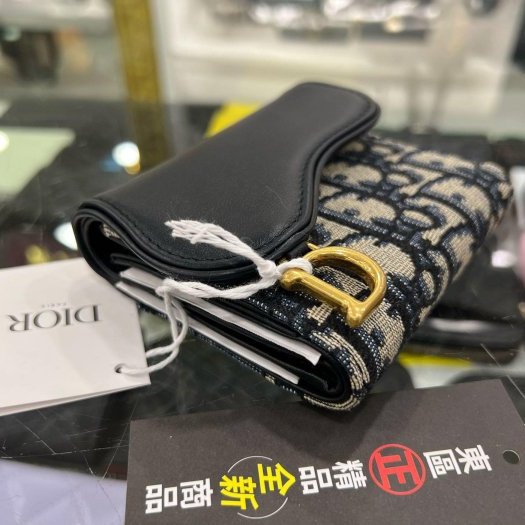 東區正精品㊣DIOR Saddle Lotus S5652CNKO 全新老花拼藍色皮革金釦內零錢三折釦子短夾 RZ6111-5
