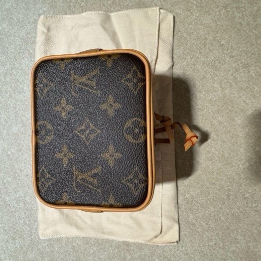 Louis Vuitton Nano Noé 水桶包-7