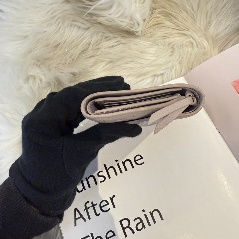 LV Victorine 灰粉色三折錢包-6