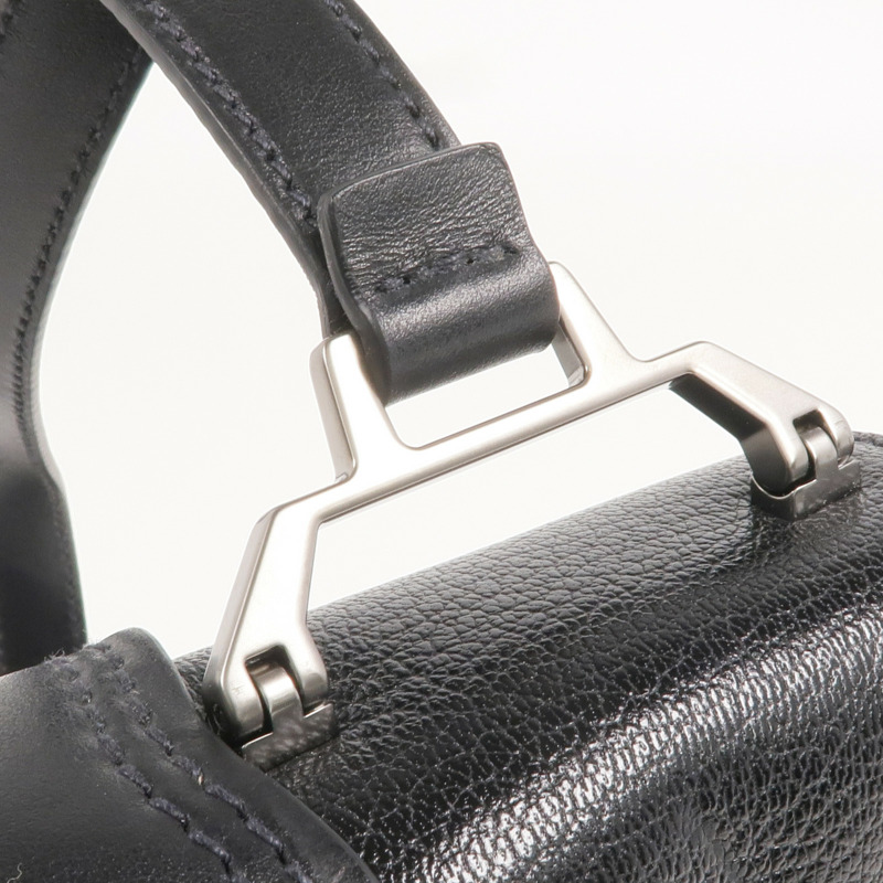 Miu Miu 山羊皮皮革Shoulder Bag銀扣肩背袋-16