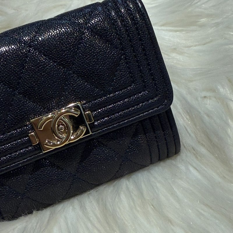 香奈兒 boy卡包金釦深藍-1