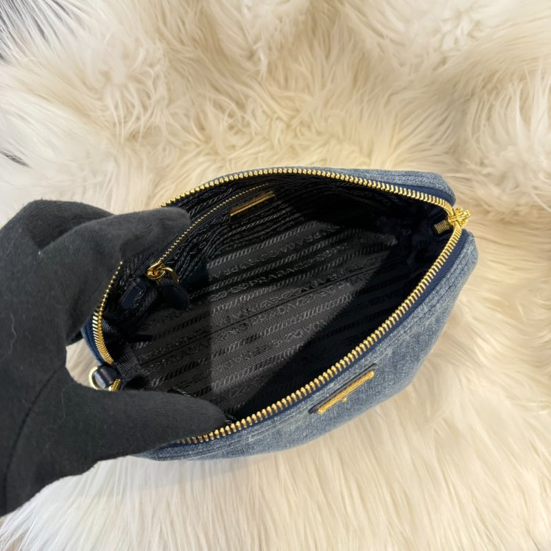 PRADA 牛仔化妝包-8
