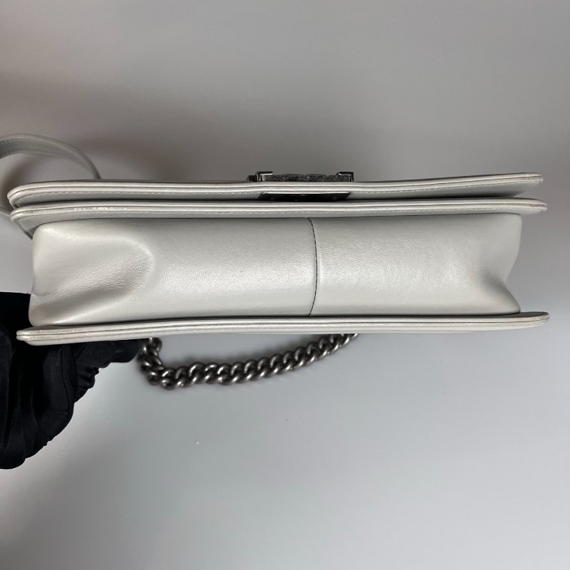 CHANEL BOY28銀釦山型紋鏈條包 灰 20開-6