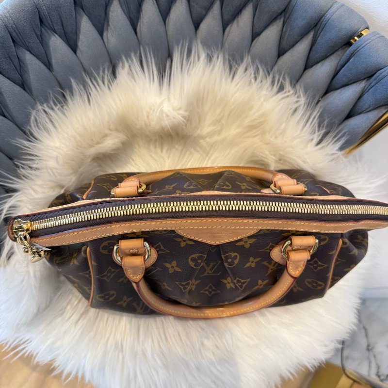 LV Monogram Tivoli PM 老花水餃包-4