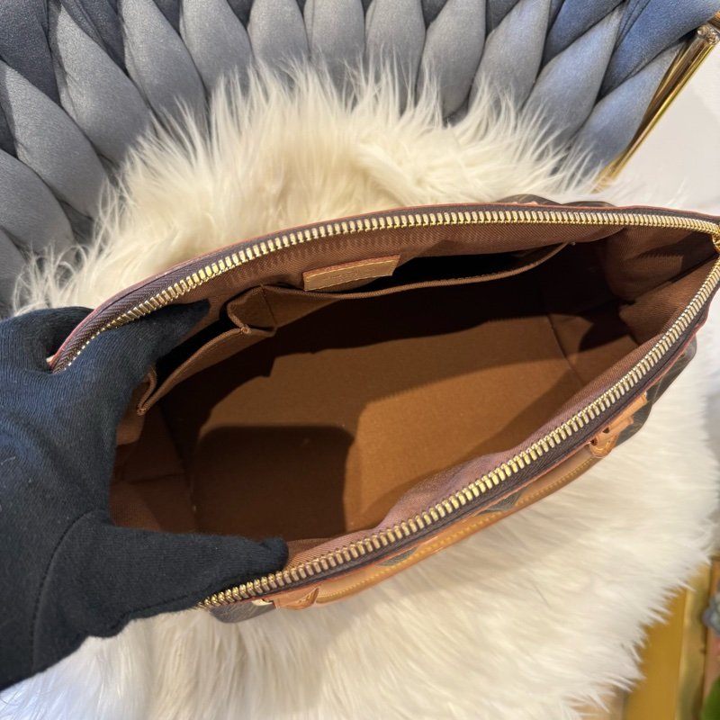 LV Monogram Tivoli PM 老花水餃包-6