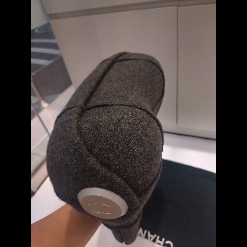 Chanel 絕版硬殼灰布手提包-7