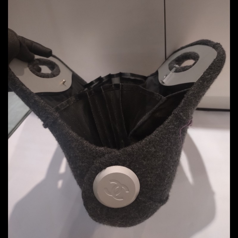 Chanel 絕版硬殼灰布手提包-11