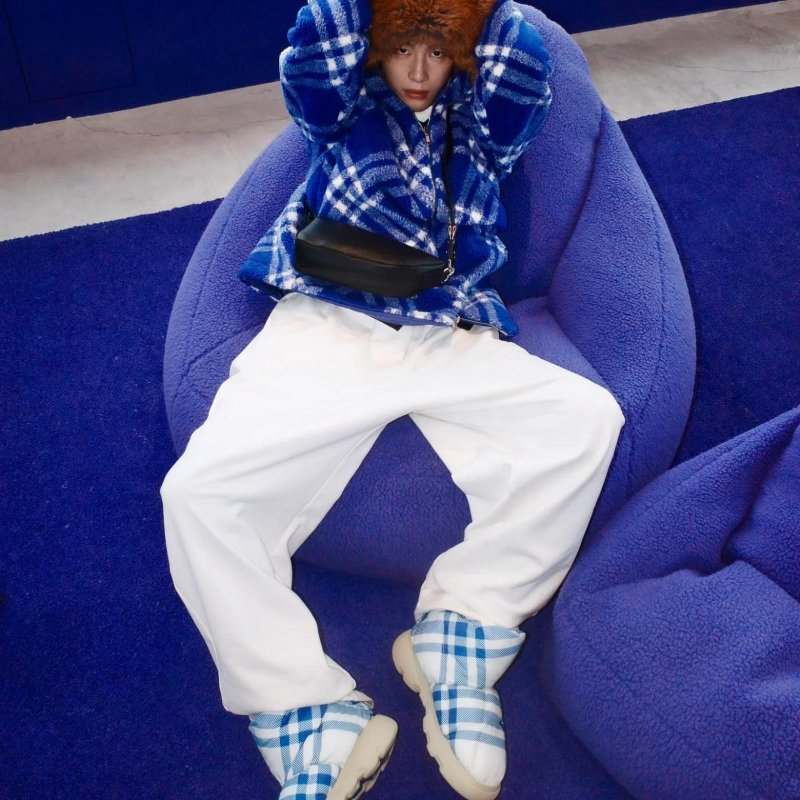 💎Han's house精品服飾💎BURBERRY 格紋 鞋 雪靴 靴子-3