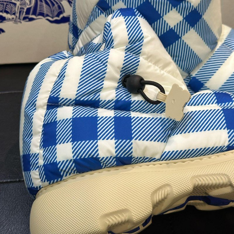 💎Han's house精品服飾💎BURBERRY 格紋 鞋 雪靴 靴子-5