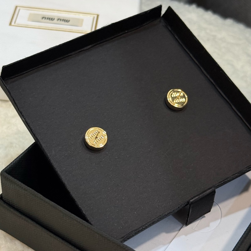 全新Miumiu 經典款耳環-4