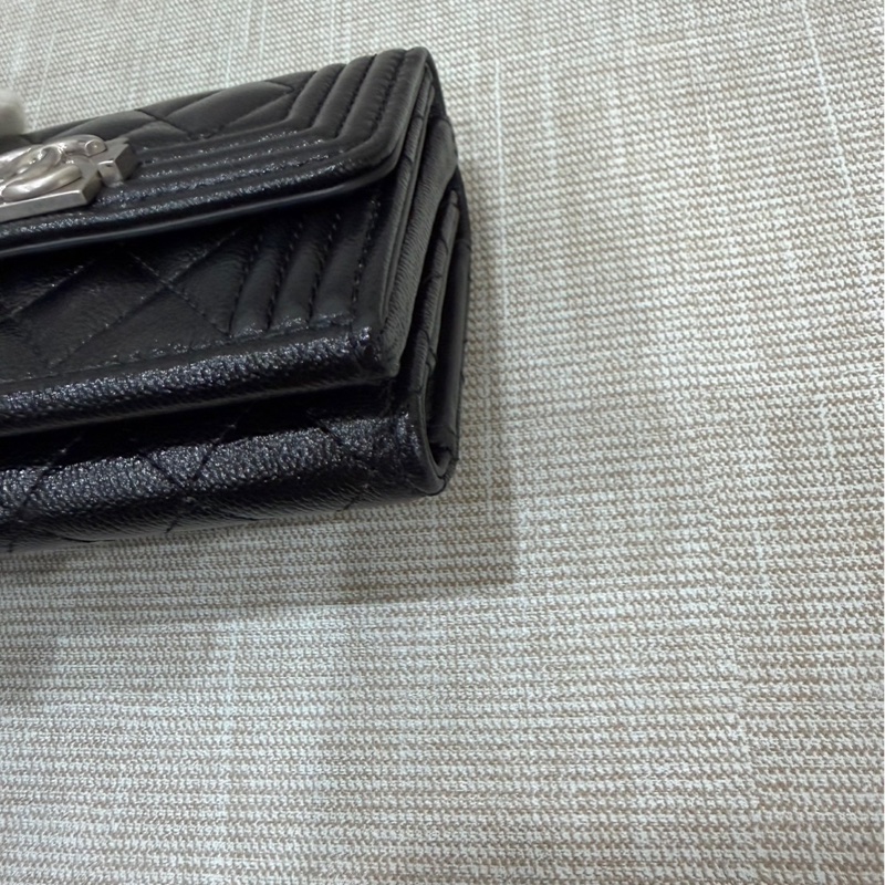 香奈兒 Chanel boy mini 三折短夾荔枝牛皮黑銀-7