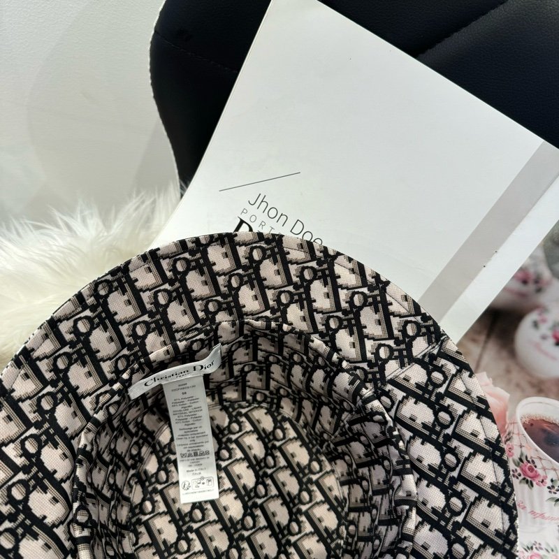 Dior 雙面漁夫帽 巴黎地圖 x 經典老花-4