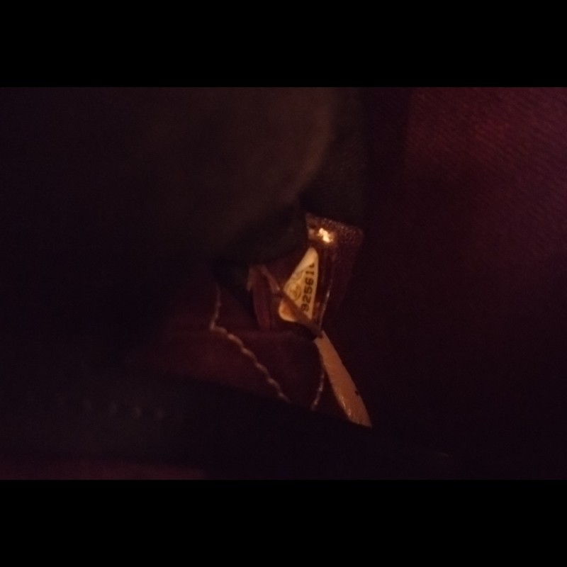 Chanel 黑肩帶淺灰皮革大托特包-16