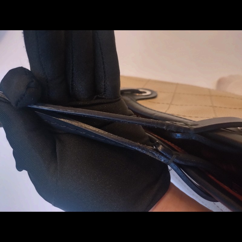 Chanel 黑肩帶淺灰皮革大托特包-19