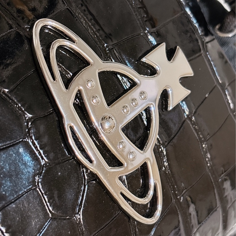 VivienneWestwood 黑色 鱷魚紋 真皮 水桶包 中號-13