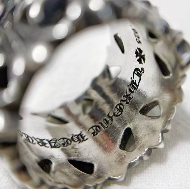 🔥新到：Chrome Hearts / 克羅心 墓葬十字架戒指 經典墓葬十字花設計，尺寸：16碼-1