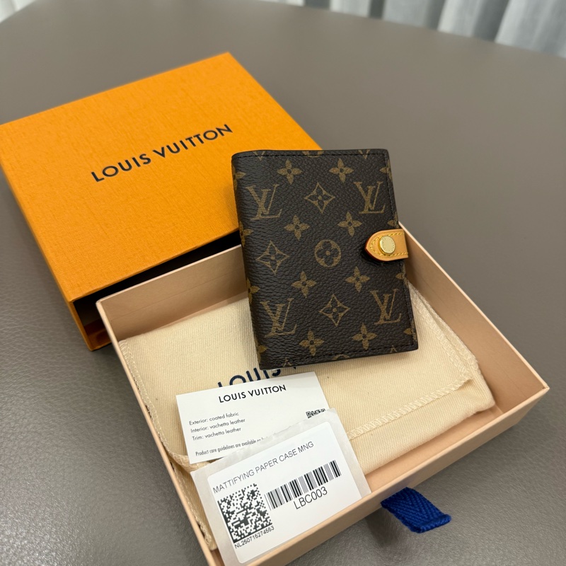 LV新款 吸油面紙收納套（含吸油面紙） LBC003-6