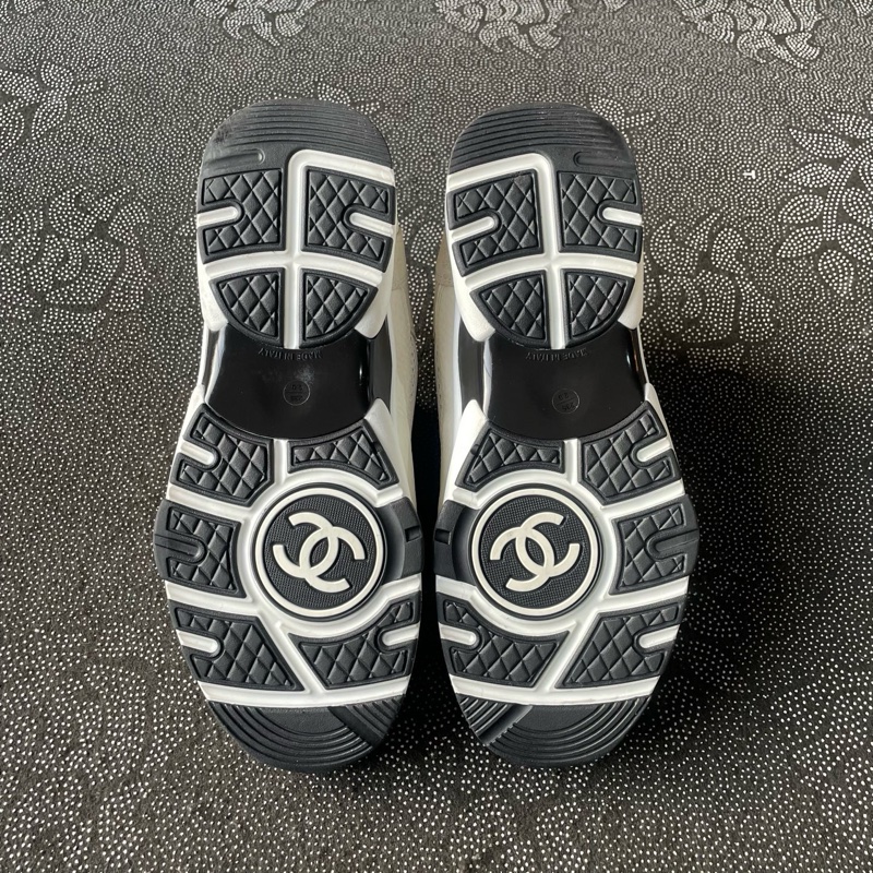 02070 chanel黑白運動鞋37碼無盒，成色好 97新，磨損小，鞋標掉了一隻不影響鑒定-3