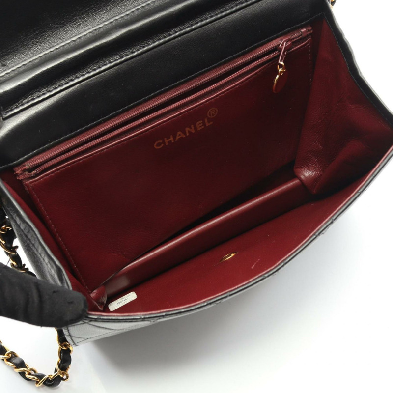 香奈兒 (CHANEL) Matelasse 單蓋單肩包，羊皮材質，黑色-2