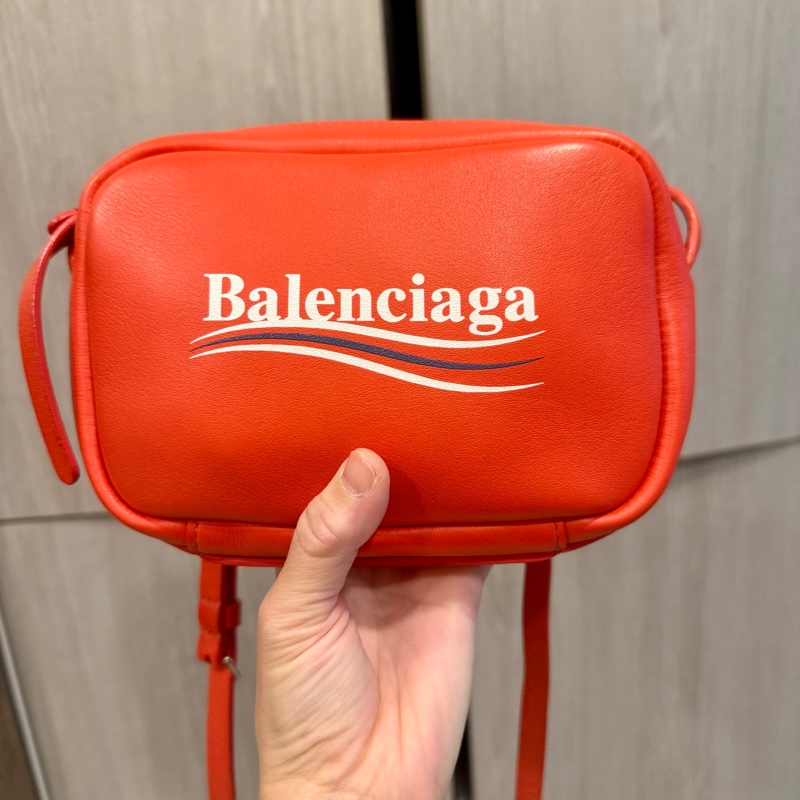 二手正品BALENCIAGA 巴黎世家 489809 EVERYDAY 小牛皮斜背MINI相機包-1