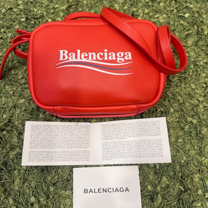 二手正品BALENCIAGA 巴黎世家 489809 EVERYDAY 小牛皮斜背MINI相機包-9